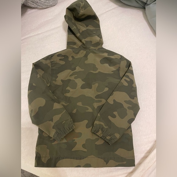 Boys Hooded Rain Coat EXCELLENT CONDITION! - Picture 5 of 5